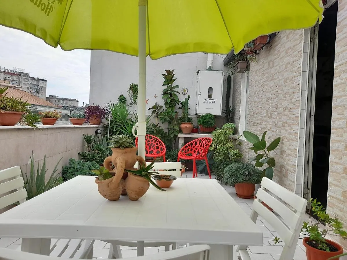 Rooftop Attic Neapel